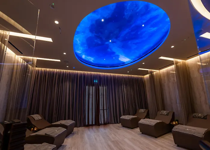 Adams Beach Hotel&Spa